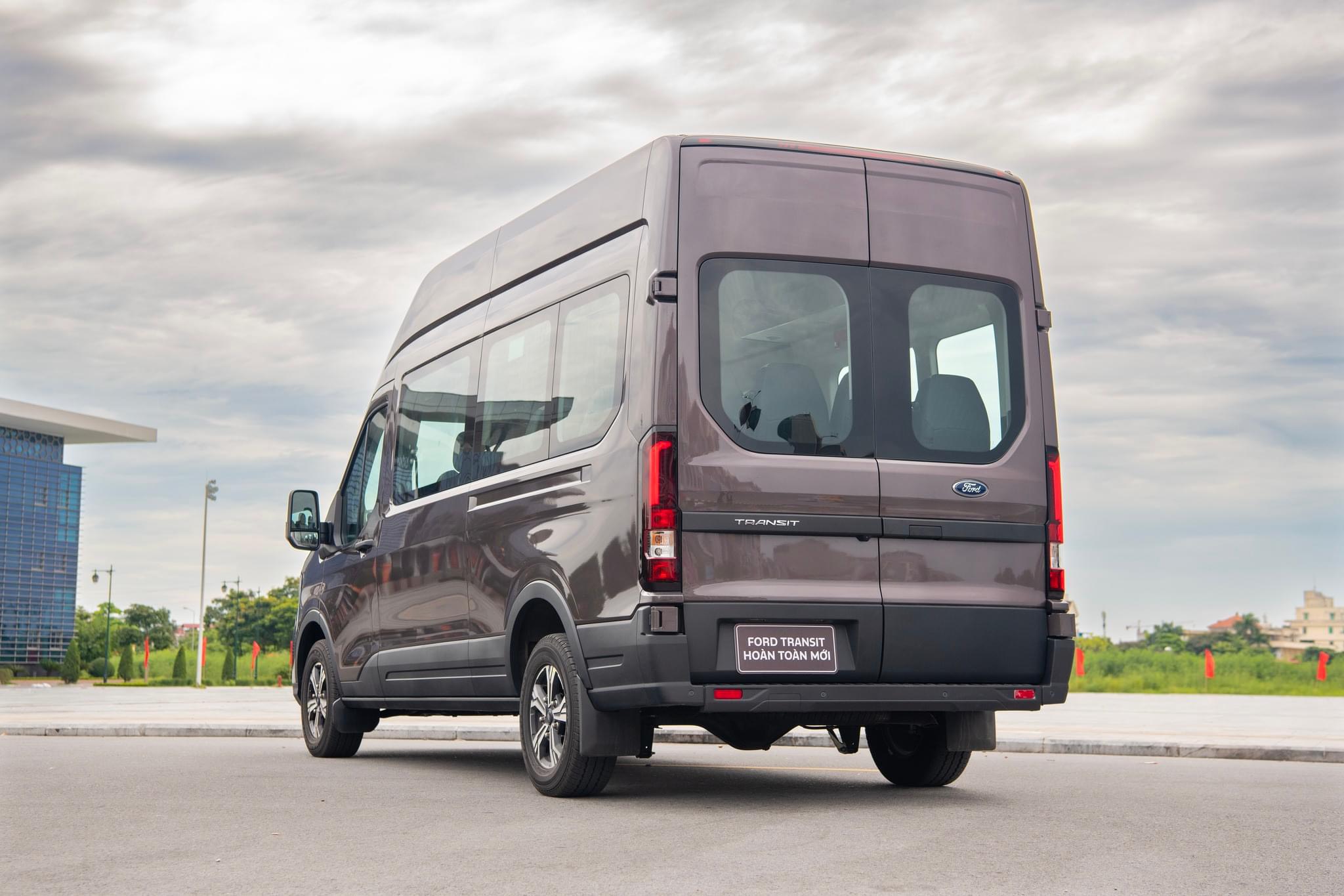 Ford Transit 2025